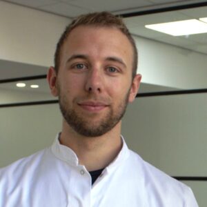 Joeri van der Schaft, tandprotheticus